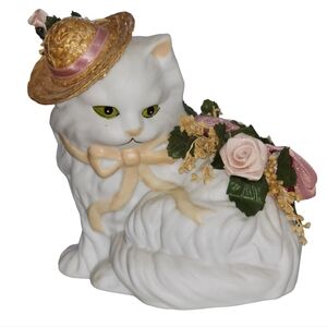 Vintage White Kitty Cat with Straw Hat and Fabric‎ Flowers